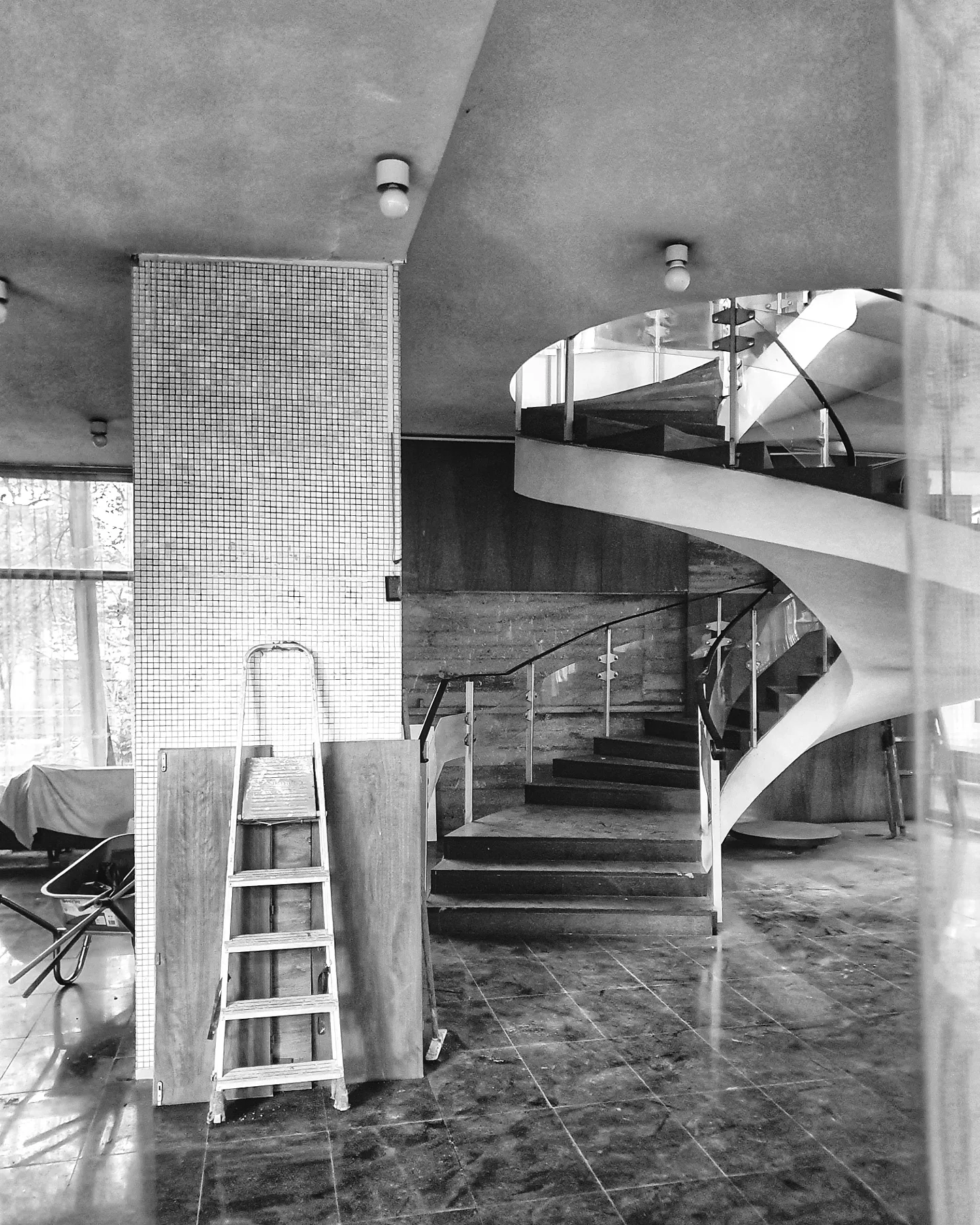 Mister Warszawy – modernistyczna Węgierska Ekspozytura Handlowa