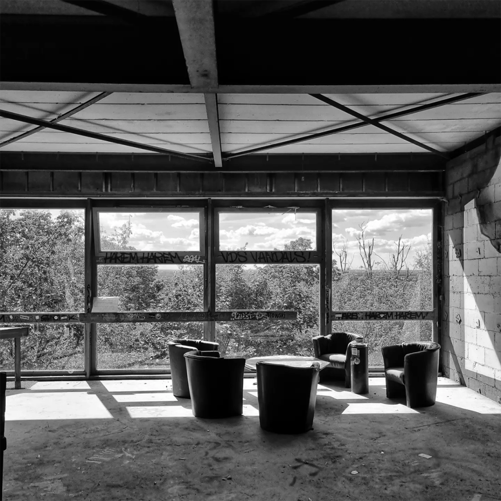 Zwiedzanie Teufelsberg w Berlinie