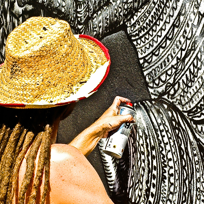 Street Art Doping na warszawskiej Pradze