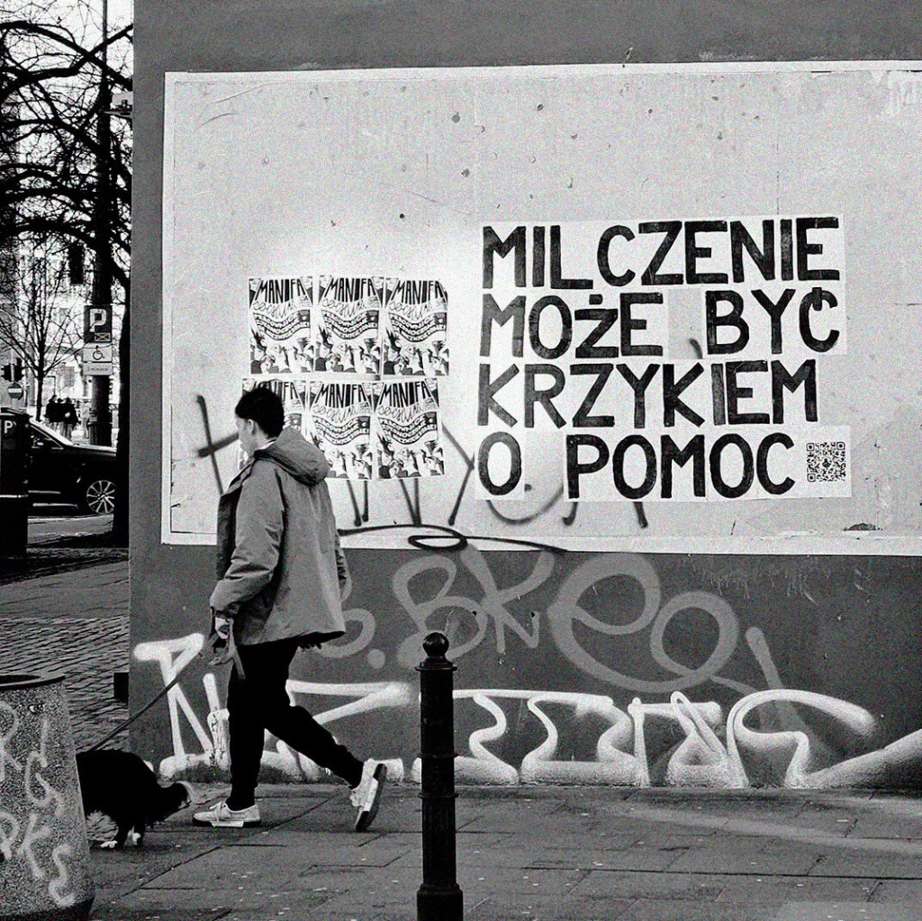 Jak Plakaciary walczą z przemocą wobec kobiet