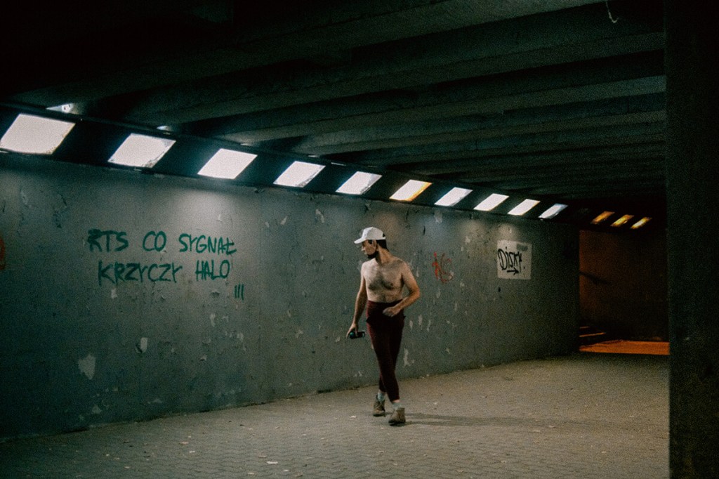 Janusz Trzeci Waza i napis RTS co sygnał krzyczy halo